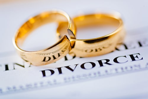 Webster Divorce Lawyer Family Law Attorney The Cimino Law Firm - Two,Broken,Golden,Wedding,Rings,Divorce,Decree,Document.,Divorce,And